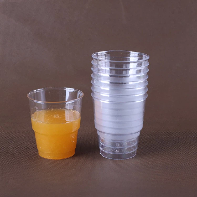 Plastikowa forma do kubków